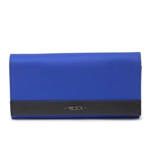 TUMI Vista Blue and Black Clutch Wallet